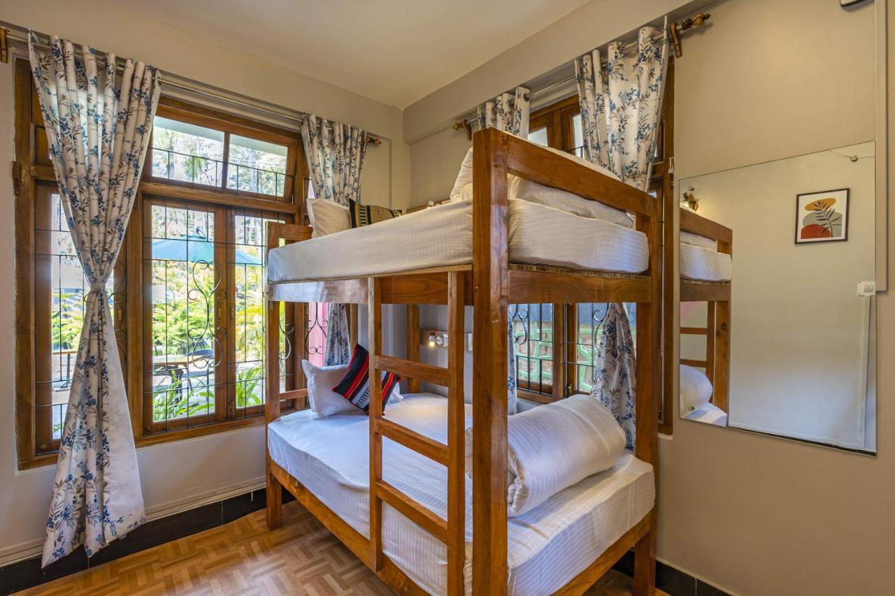 Zostel Shillong Hostel Kültér fotó