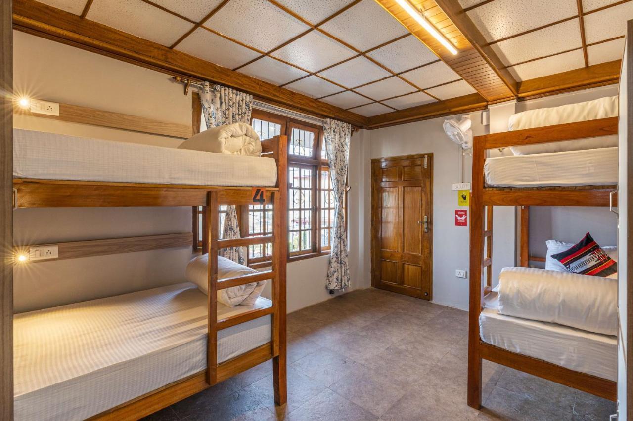 Zostel Shillong Hostel Kültér fotó