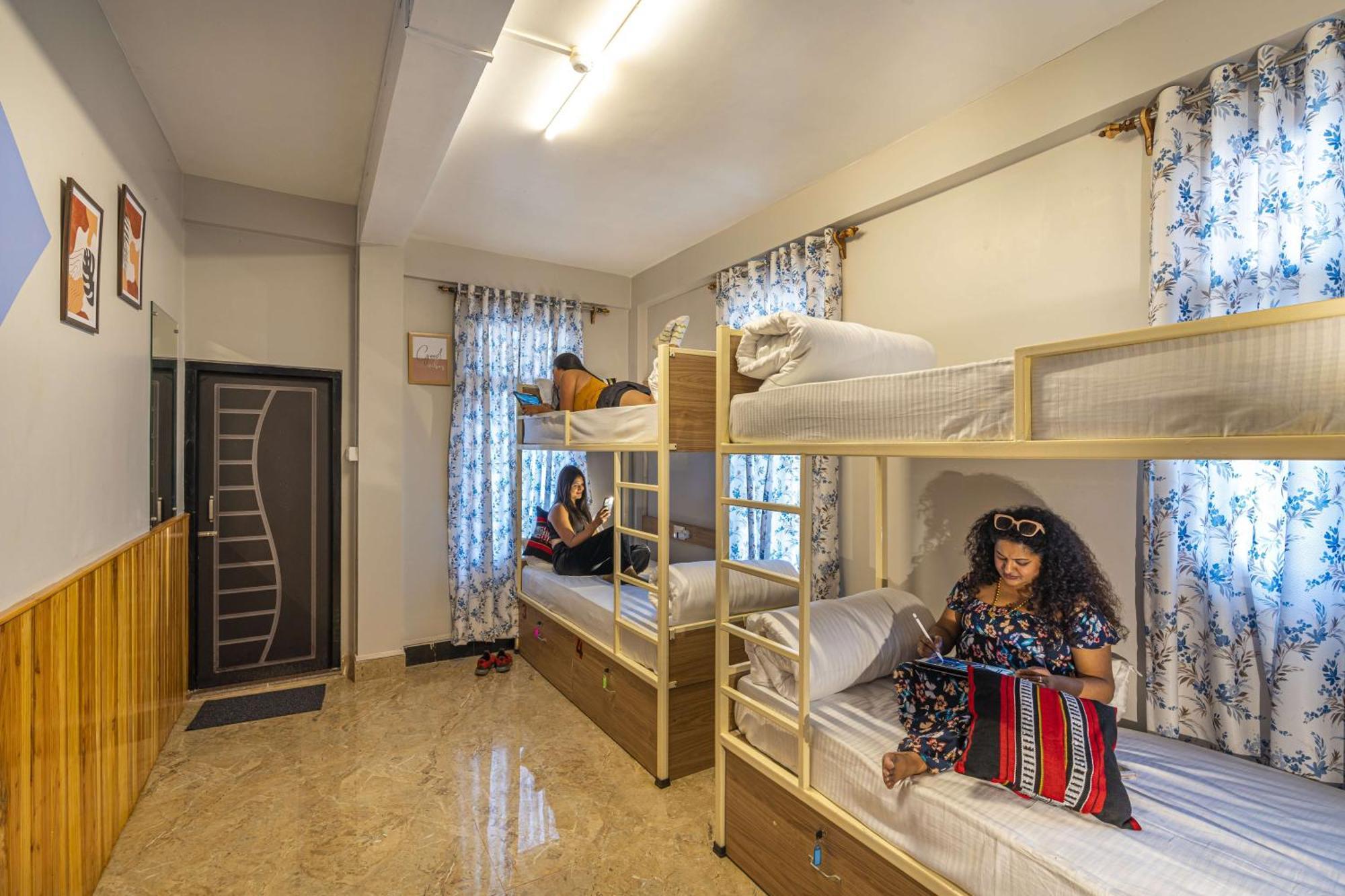 Zostel Shillong Hostel Kültér fotó